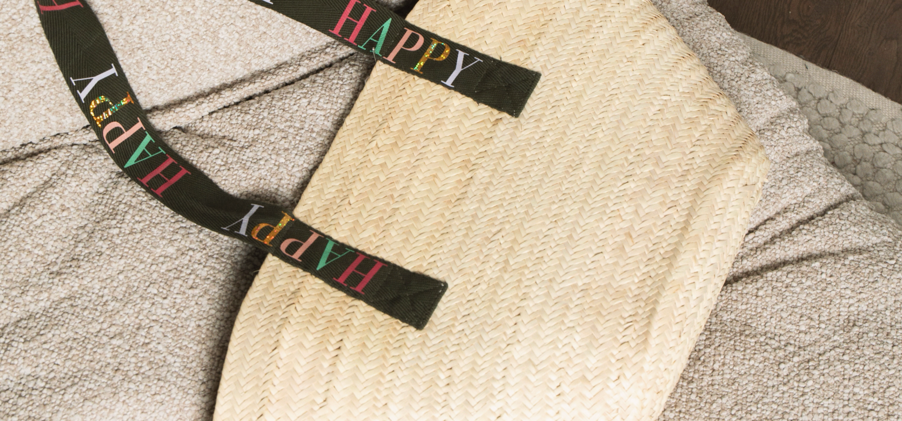 slider image slider_item_k7WDzg
