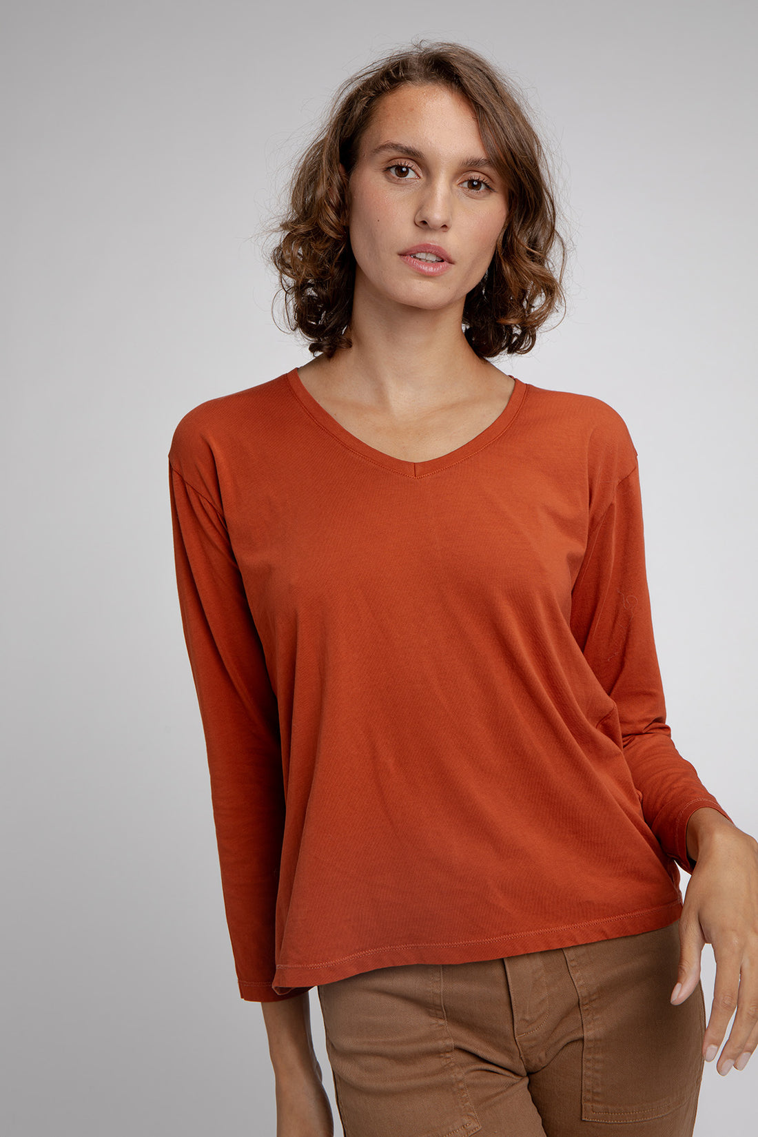 T-SHIRT LEONIE